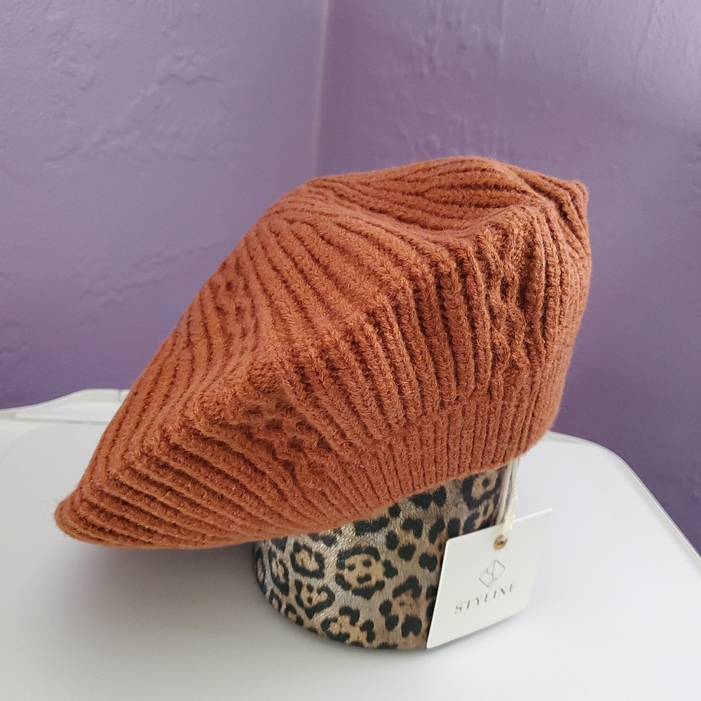 Solid Rust Beret - Picture 3 of 5